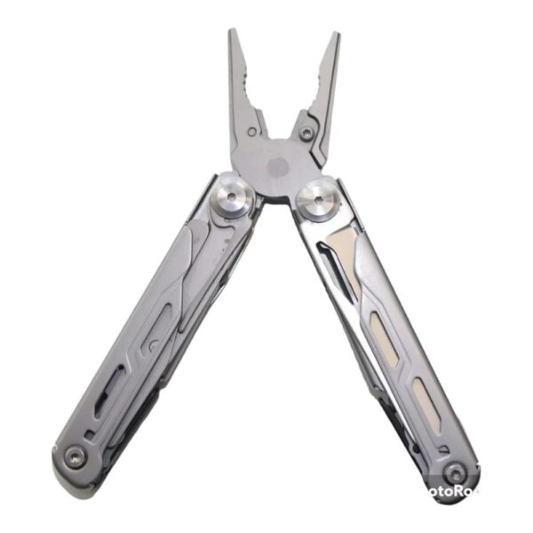 Outdoor Equipped Multi Tool Commander