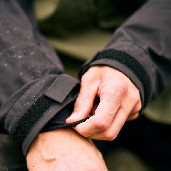Line 7 Storm Pro20 Waterproof Jacket Moss/Black