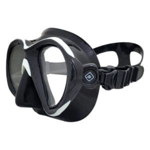 Oceanpro Portsea Mask Black and White